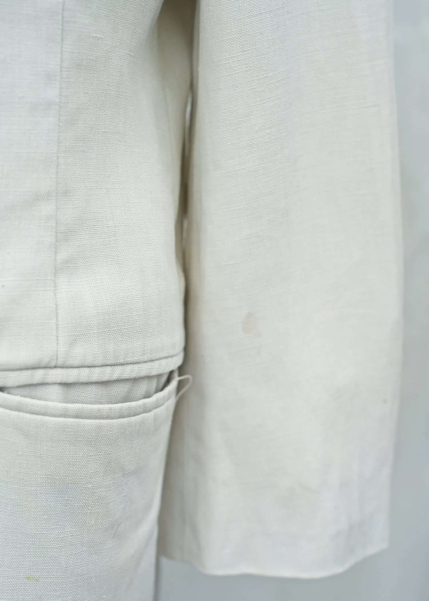 1940s Vintage White Linen Shawl Collar Tuxedo Dinner Jacket • 38R Chest