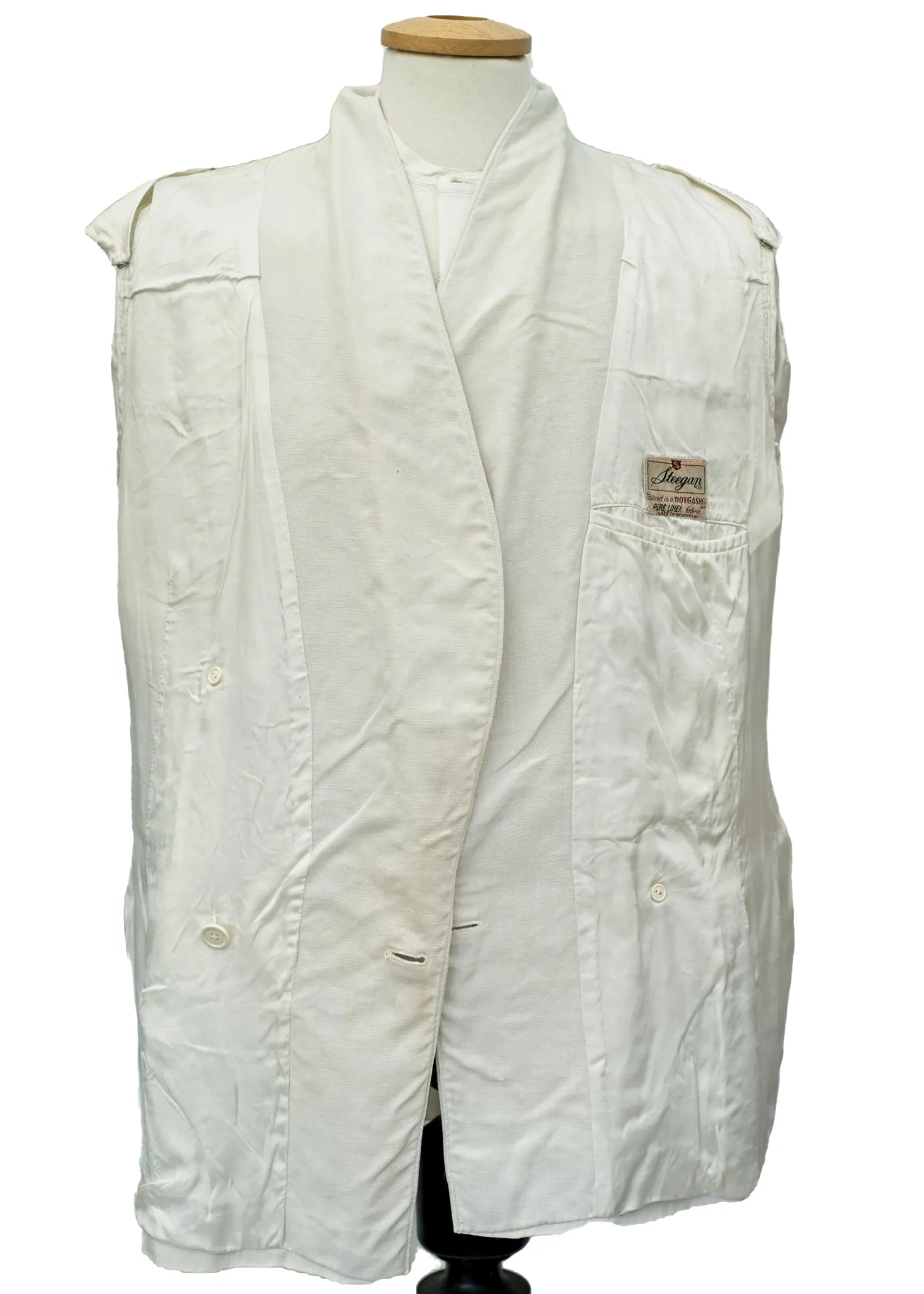 1940s Vintage White Linen Shawl Collar Tuxedo Dinner Jacket • 38R Chest
