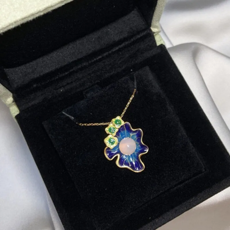 Exquisite enamel lotus pendant court style vintage natural chalcedony beads necklace