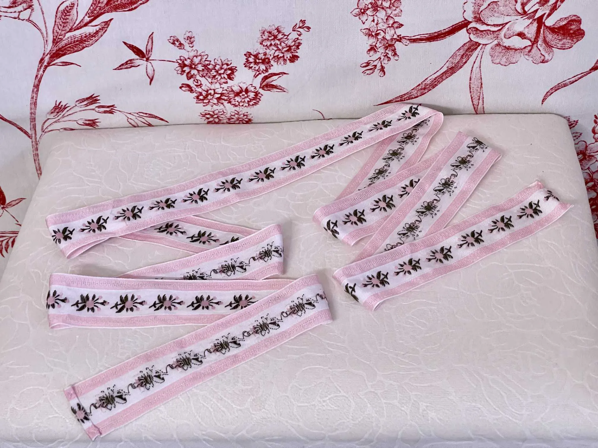 Handmade Rococo and Regency Style Floral Ribbon Belt in Pink x White
