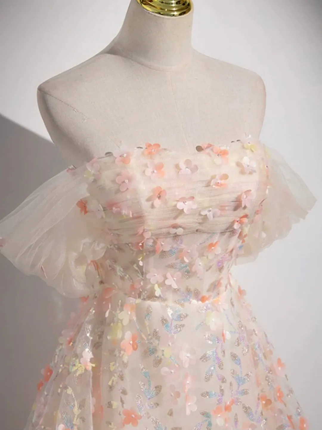 Lovely Three-dimensional Floral Floor Length Prom Dress Off the Shoulder Evening Party Dress