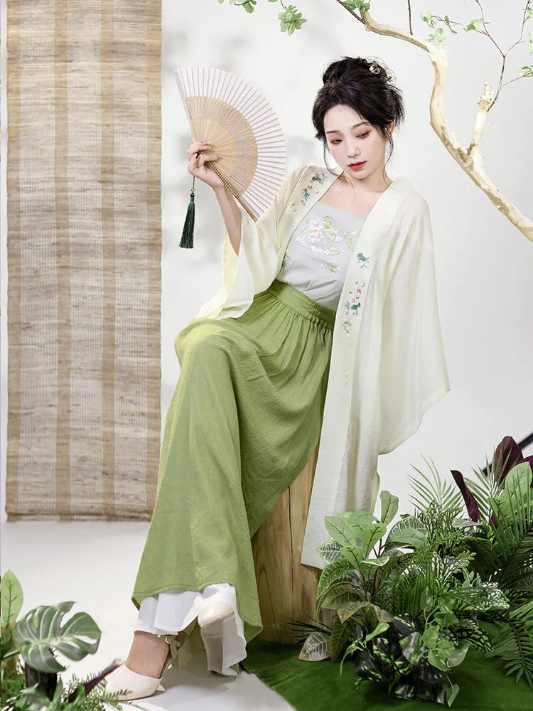 Tender Sprouts of Spring - Modern Hanfu Dress for Women's Everyday Commute